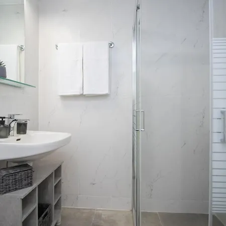 Villa Oak Orthoniaí